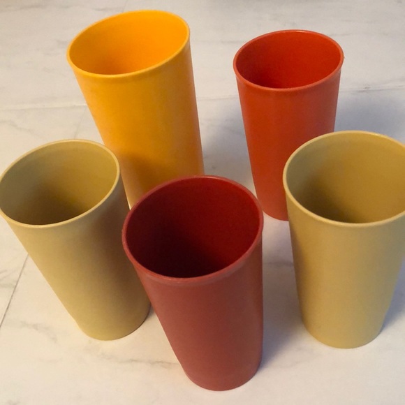 Tupperware Other - Tupperware vintage five classic drinking glasses. Orange yellow green red
